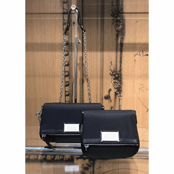 メゾンマルジェラ カレンダーロゴショルダーバッグ コピー S56WF0151P0396H7735